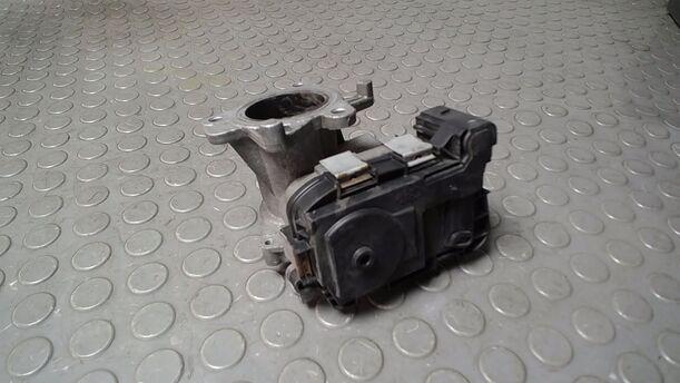 Foto: DROSSELKLAPPENSTUTZEN/ DROSSELKLAPPE eines Fiat Doblo Cargo DPF