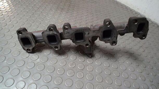 Foto: AUSPUFFKRÜMMER A13DTR eines Fiat Doblo Cargo DPF