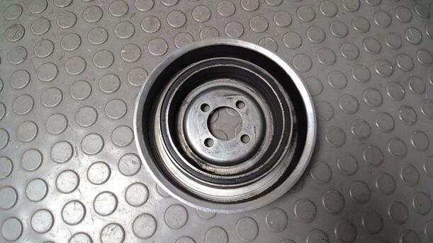 Foto: RIEMENSCHEIBE KURBELWELLE eines Fiat Doblo Cargo DPF
