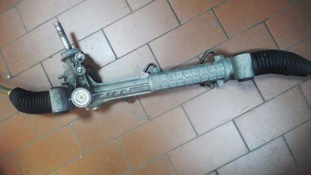 Foto: SERVOLENKUNG TRW1 eines Opel Astra 1.6 Caravan