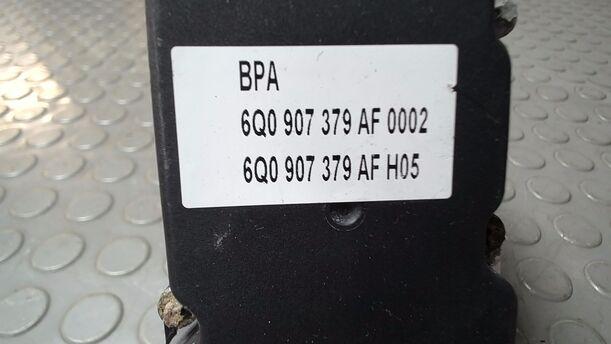 Foto: HAUPTBREMSAGGRAGAT ABS eines VW Polo 1.2