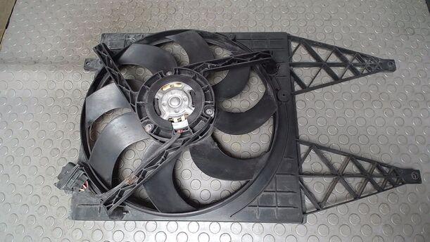 Foto: ELEKTROLÜFTER eines VW Polo 1.2