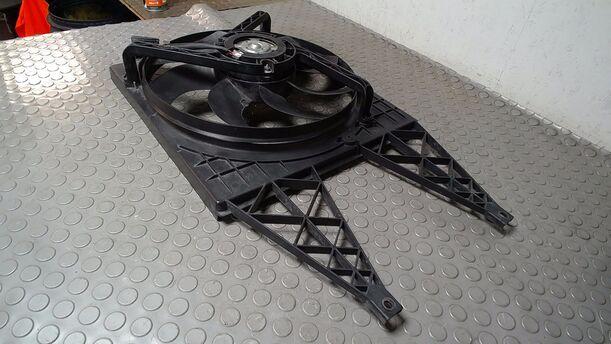 Foto: ELEKTROLÜFTER eines VW Polo 1.2