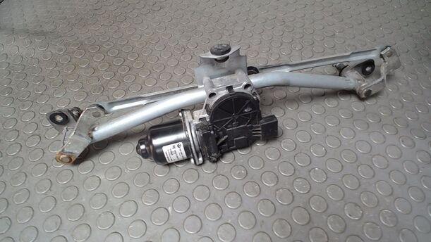 Foto: SCHEIBENWISCHERMOTOR VORN eines VW Polo 1.2