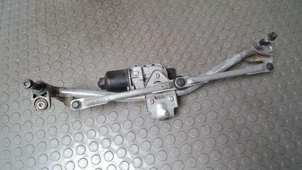 Foto: SCHEIBENWISCHERMOTOR VORN eines VW Polo 1.2