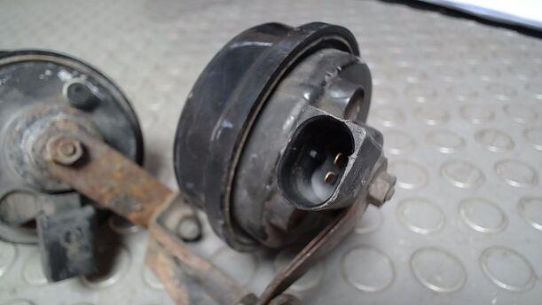 Foto: SIGNALHÖRNE/ HUPEN eines VW Polo 1.2