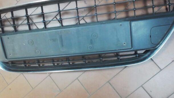 Foto: LUFTGITTER STOSSSTANGE / KÜHLERGRILL eines Ford Fiesta 1.25