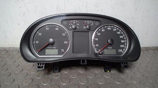 Foto: TACHOEINHEIT/ KOMBIINSTRUMENT eines VW Polo 1.2