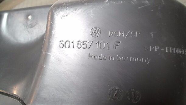 Foto: HANDSCHUHFACH eines VW Polo 1.2