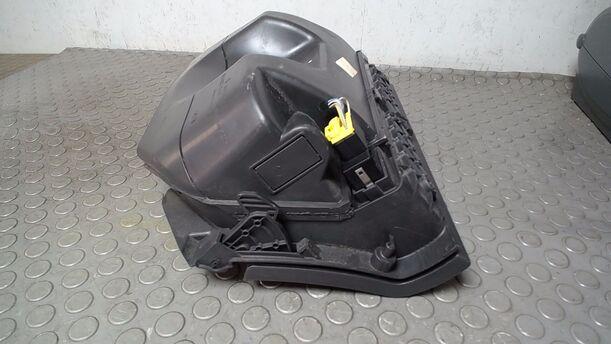 Foto: HANDSCHUHFACH eines VW Polo 1.2