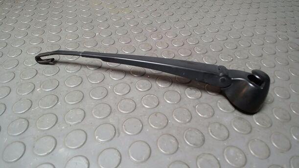Foto: SCHEIBENWISCHERARM HINTEN ( VARIANT ) eines VW Golf Variant 1.6