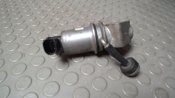 Foto: ABGASRÜCKFÜHRUNGSVENTIL/ AGR VENTIL ( PIERBURG ) eines VW Golf Variant 1.6