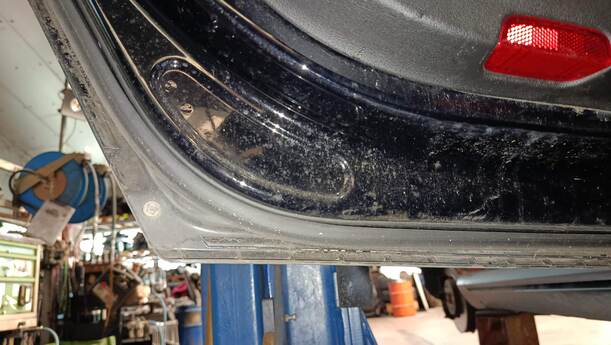 Foto: TÜR HINTEN LINKS ( LIMOUSINE ) eines VW Passat 2.0 TDI DPF