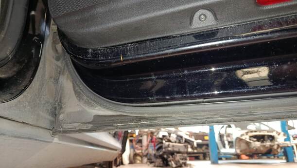 Foto: TÜR HINTEN RECHTS ( LIMOUSINE ) eines VW Passat 2.0 TDI DPF