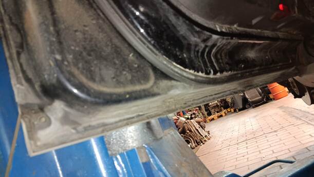 Foto: TÜR VORN LINKS eines VW Passat 2.0 TDI DPF