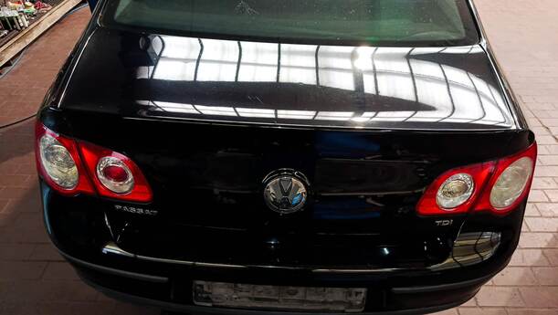 Foto: HECKDECKEL / HECKKLAPPE eines VW Passat 2.0 TDI DPF