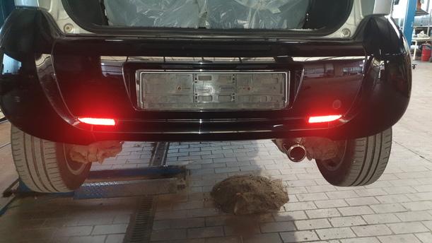 Foto: STOSSFÄNGER / STOSSSTANGE HINTEN (MITTE) eines Smart smart forfour