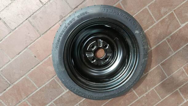 Foto: NOTREIFEN 115/70X15 eines Smart smart forfour