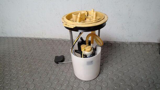 Foto: KRAFTSTOFFPUMPE eines VW Passat 2.0 TDI DPF