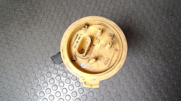 Foto: KRAFTSTOFFPUMPE eines VW Passat 2.0 TDI DPF