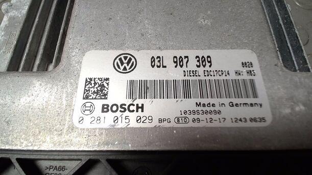 Foto: STEUERGERÄT DIESELEINSPRITZUNG/ MOTORSTEUERGERÄT eines VW Passat 2.0 TDI DPF