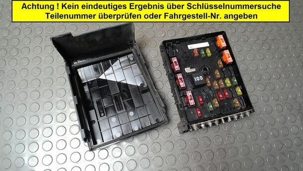 Foto: SICHERUNGSKASTEN ZENTRALELEKTRIK eines VW Passat 2.0 TDI DPF