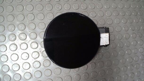 Foto: TANKKLAPPE/ TANKDECKEL ( LIMOUSINE ) eines VW Passat 2.0 TDI DPF