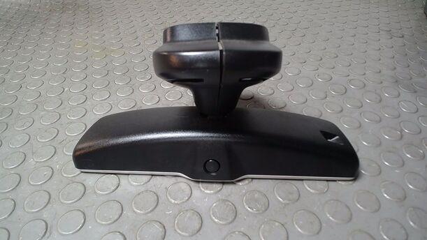 Foto: INNENSPIEGEL AUTOMATISCH ABBLENDBAR eines VW Passat 2.0 TDI DPF