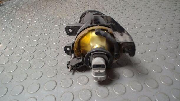 Foto: NEBELSCHEINWERFER RECHTS eines VW Passat 2.0 TDI DPF