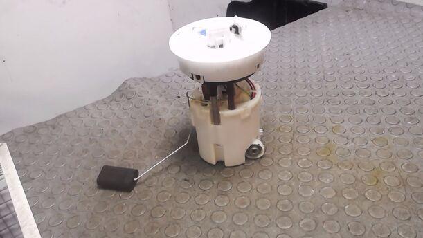 Foto: KRAFTSTOFFPUMPE eines Ford Fiesta 1.25
