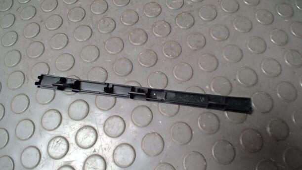 Foto: BLENDE ARMATURENBRETT eines VW Passat 2.0 TDI DPF