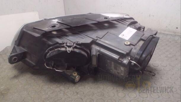 Foto: XENONSCHEINWERFER RECHTS ( KURVENLICHT ) eines VW Passat 2.0 TDI DPF