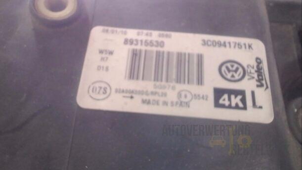 Foto: XENONSCHEINWERFER LINKS (VALEO) eines VW Passat 2.0 TDI DPF