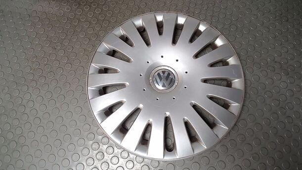 Foto: EINZELNE RADKAPPE/ RADECKEL 16 ZOLL eines VW Passat 2.0 TDI DPF Trendline