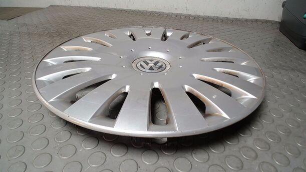 Foto: EINZELNE RADKAPPE/ RADECKEL 16 ZOLL eines VW Passat 2.0 TDI DPF Trendline