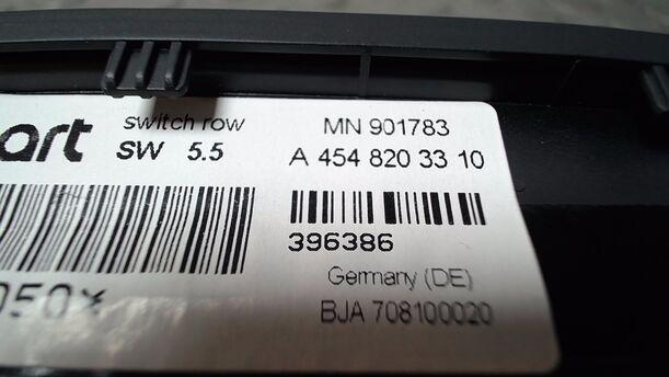 Foto: SCHALTER WARNBLINKANLAGE/ SCHALTERLEISTE MITTELKONSOLE eines Smart smart forfour