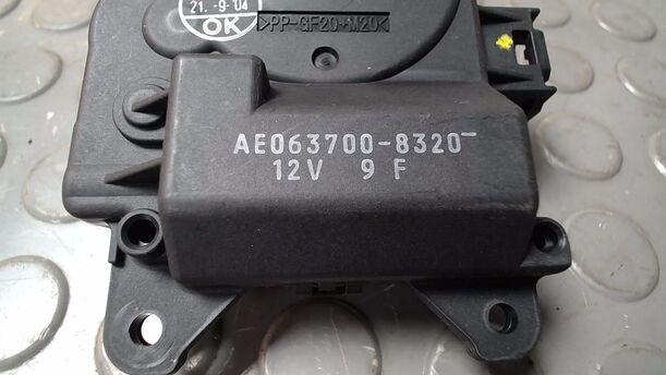 Foto: STELLMOTOR UMLUFTKLAPPE eines Smart smart forfour Trendline