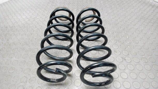 Foto: FEDERN HINTEN / HINTERFEDERN eines Ford Fiesta 1.25 Trendline