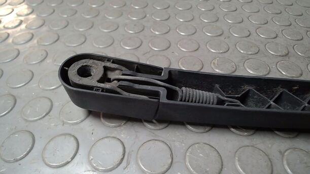 Foto: SCHEIBENWISCHERARM HINTEN eines Smart smart forfour Trendline