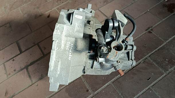 Foto: SCHALTGETRIEBE 5 GANG ( UNGEPRÜFT ) eines VW up!