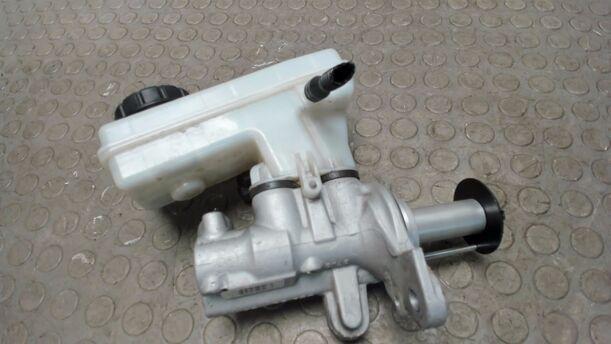Foto: HAUPTBREMSZYLINDER eines VW up!