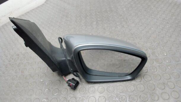 Foto: AUSSENSPIEGEL RECHTS ELEKTRISCH VERSTELLBAR eines VW up!