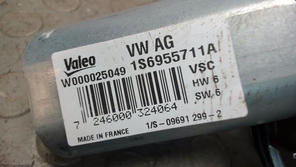 Foto: SCHEIBENWISCHERMOTOR HINTEN eines VW up!