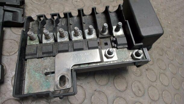 Foto: SICHERUNGSKASTEN eines VW up!