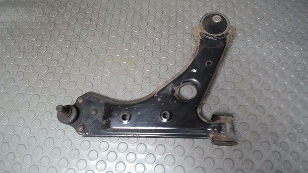 Foto: QUERLENKER VORN RECHTS eines Opel Corsa 1.2 16V CL