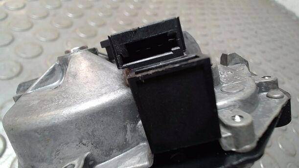 Foto: SCHEIBENWISCHERMOTOR HINTEN ( VALEO ) eines Opel Corsa 1.2 16V CL