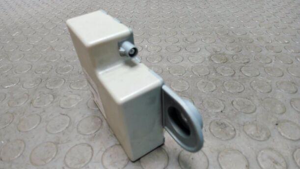 Foto: ANTENNENVERSTÄRKER eines BMW 320d DPF Touring Aut. CL
