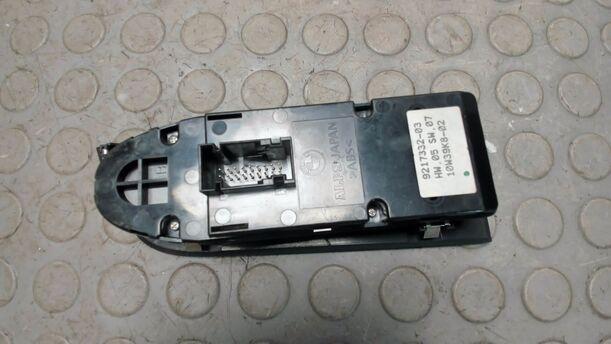 Foto: FENSTERHEBERSCHALTER eines BMW 320d DPF Touring Aut. CL