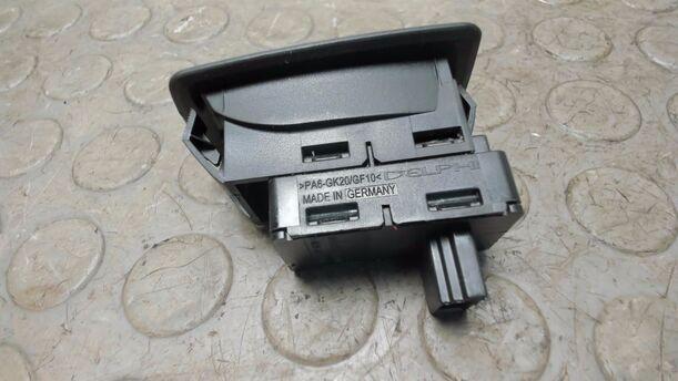 Foto: FENSTERHEBERSCHALTER eines BMW 320d DPF Touring Aut. CL