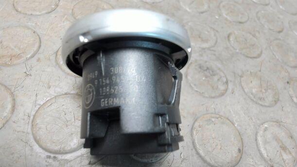 Foto: START / STOP SCHALTER eines BMW 320d DPF Touring Aut. CL